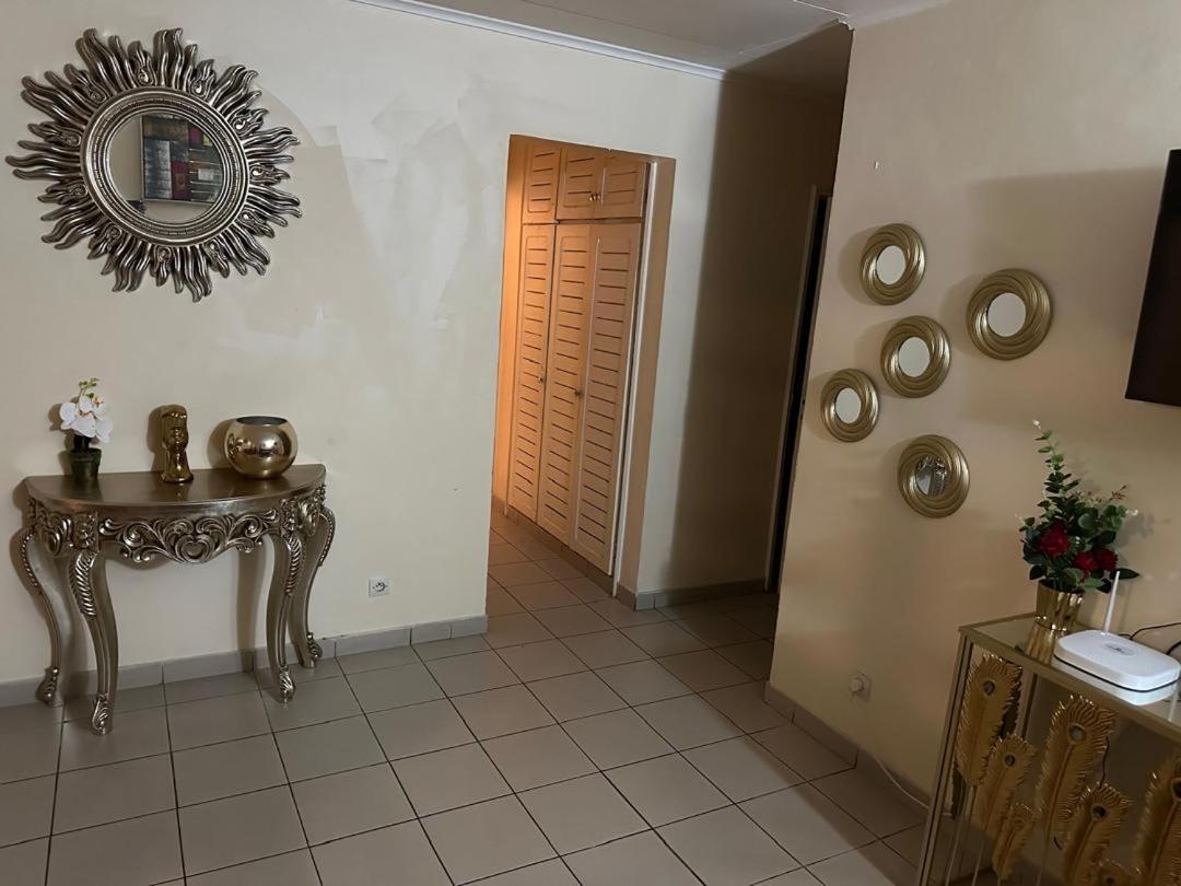 Iris Room Libreville Exterior photo